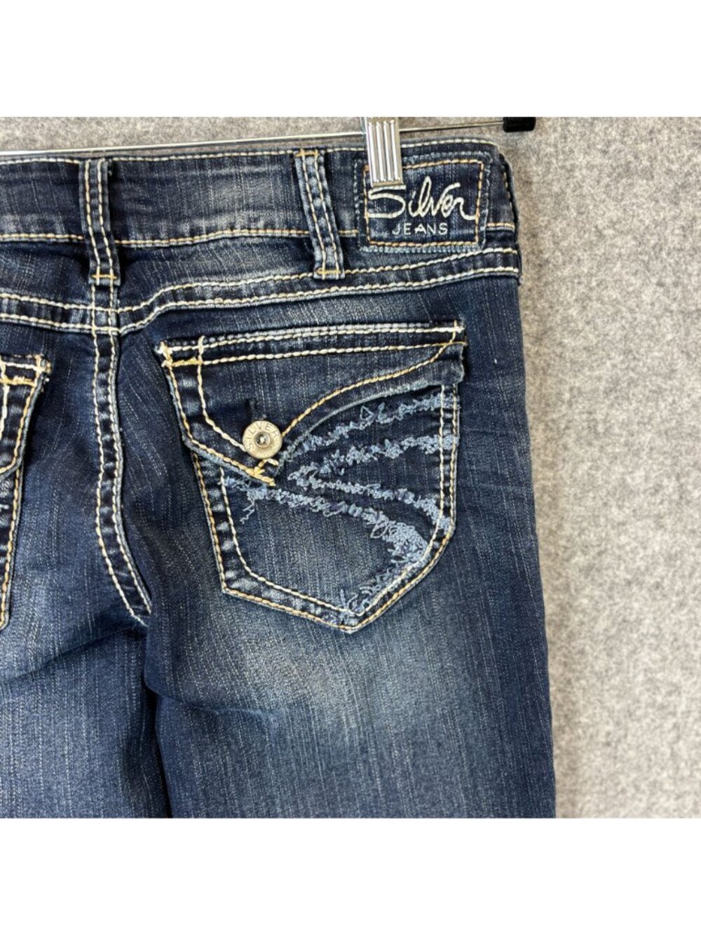 Silver Suki Womens 30 x 32 Jeans Bootcut Dark Wash Contrast Stitching Blue Denim - Picture 10 of 13